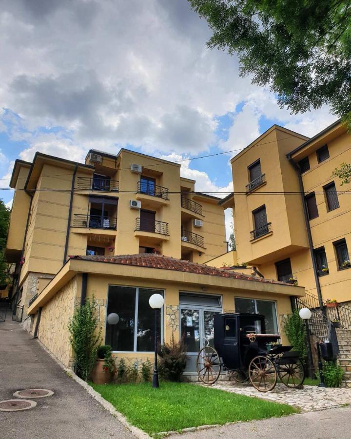 Apartman Crown Vrnjačka Banja エクステリア 写真
